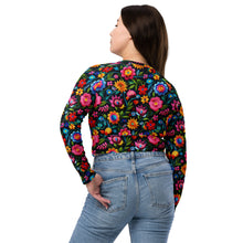 Load image into Gallery viewer, Chalchuapa Recycled long-sleeve crop top
