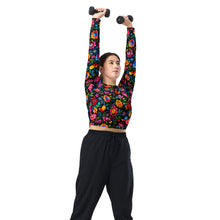Load image into Gallery viewer, Chalchuapa Recycled long-sleeve crop top
